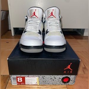 AIR JORDAN 4 RETRO MEN SIZE 8